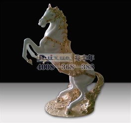 厂家直供树脂摆件品 软装装饰品工艺品 人物豪华摆件 高档动物摆件 首选兆丰年