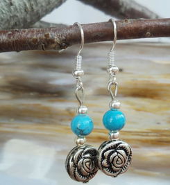 厂家直销 探秘云南民族布艺香包——植草工艺与旅游文创的完美融合